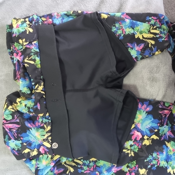 Lorna Jane Black Premium - Picture 8 of 13